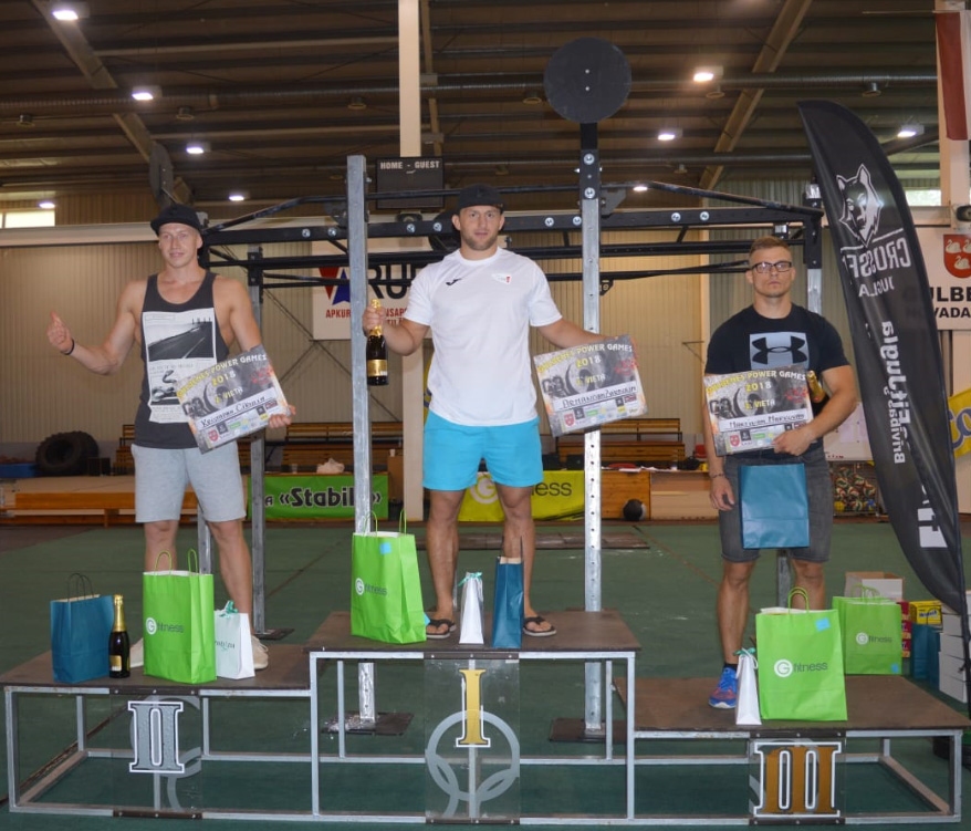 Viens no spēcīgākajiem “Gulbenes Power Games” atlētiem - Armands Zvirbulis. Viņš individuālajā sporta klasē vīriem izcīnīja 1.vietu.  	
Autors: no personiskā arhīva