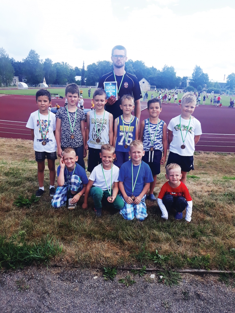 FB “Gulbene 2005” komanda. 	
Autors: no privātā arhīva