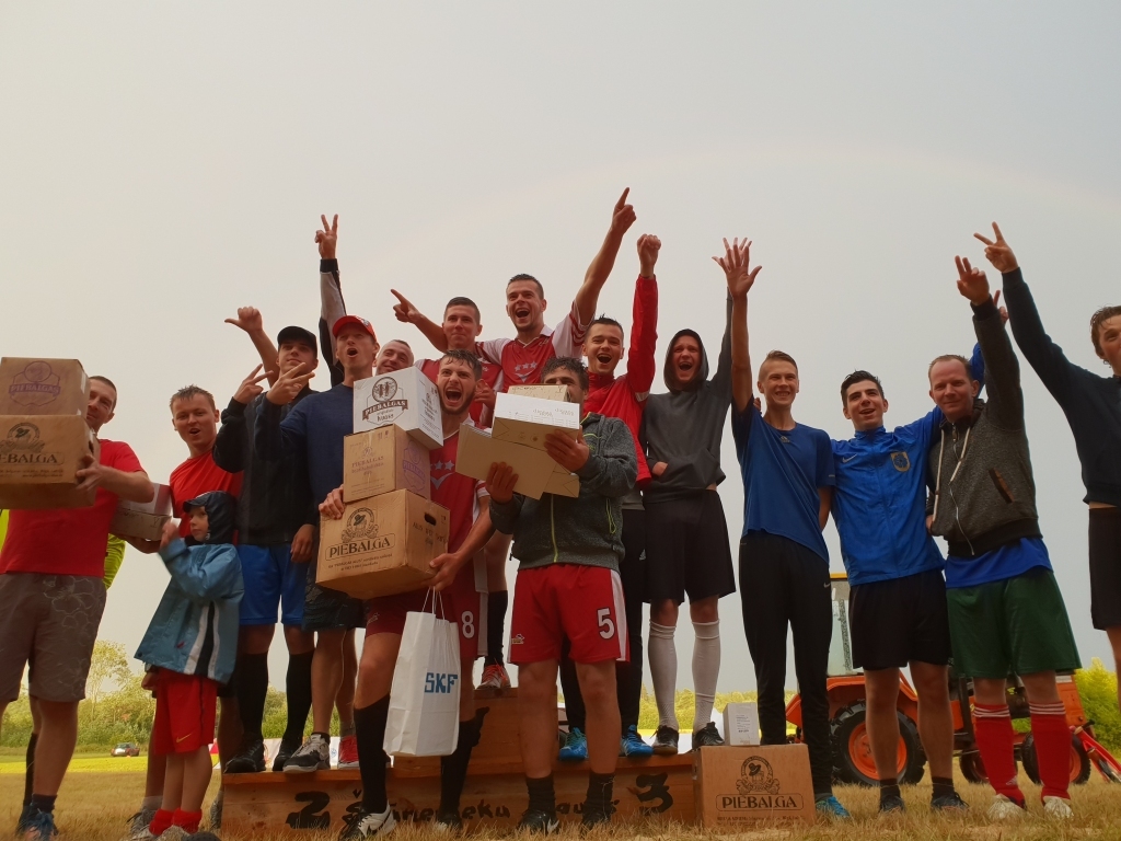 “Šķūnenieku kauss” liek virmot emocijām! Sacensību organizatori saka milzīgu paldies visiem, kas ieguldīja savu darbu un līdzekļus, lai šis pasākums izdotos tik lielisks!  
Autors: no perso iskā arhīva