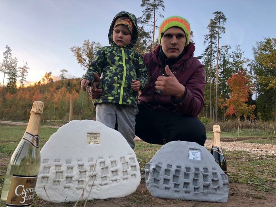 Par Uģa Klimona dubulto uzvaru prieks arī dēlam Hugo.  
Autors: no personiskā arhīva