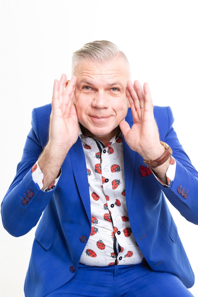 Dainis Porgants sevi tomēr vairāk izjūt kā komiķi: “Sasmīdināt cilvēku tomēr ir foršāk, nekā spiest no viņa asaras.”  
Autors: no Daiņa Porganta albuma