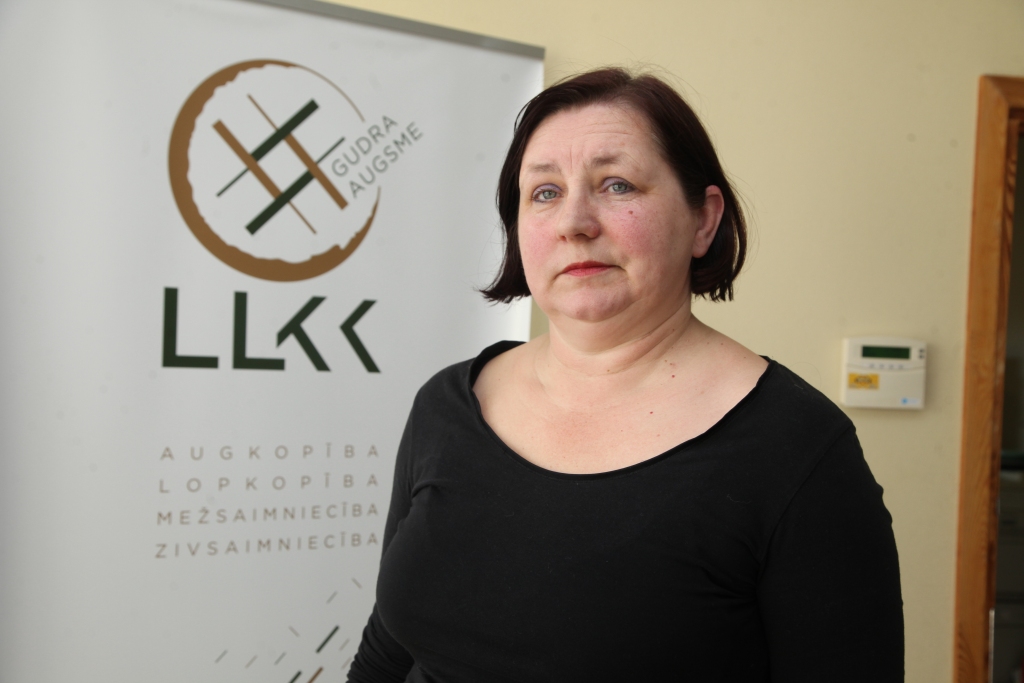 LLKC Gulbenes biroja agronome Inga Freimane norāda, ka Vidzemē ziemāju sēja šogad iekļāvusies optimālos termiņos.
Autors: Gatis Bogdanovs