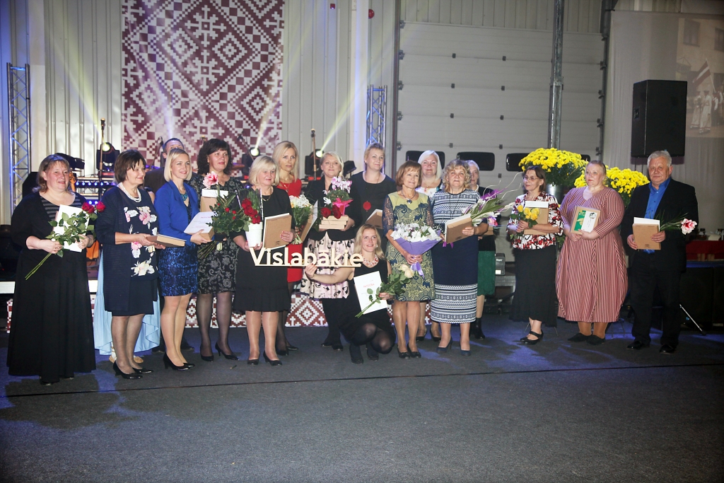 Ir labi būt kopā dziesmu, deju, teātra, mūzikas un lietišķās mākslas entuziastiem. To atzīst katrs no apmēram 500 Dziesmu un Deju svētku dalībniekiem, kas pārstāvēja Gulbenes novadu svētku dienās Rīgā. 	
Autors: Gatis Bogdanovs