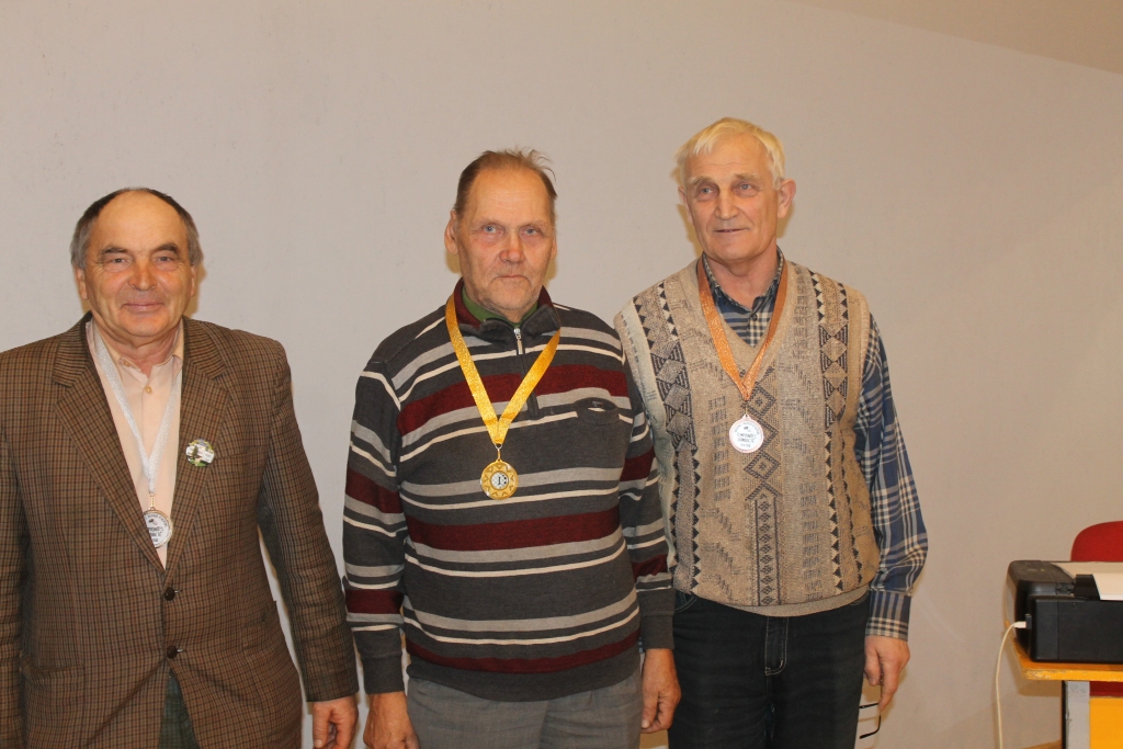 Zelta medaļa un čempiona gods - Jāzepam Juhnevičam (Dzelzava), sudraba medaļa - Rainim Ilgažam, bronzas - Jānim Ļoļānam (abi Gulbenes novads). 	
Autors: Dace Anča