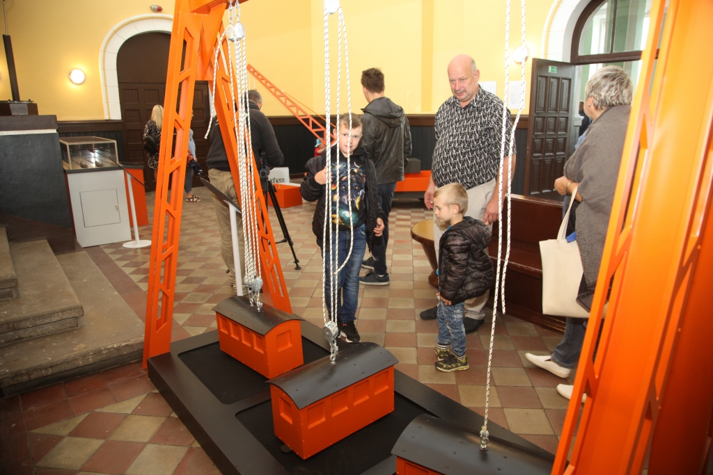  
Autors: no Dzirksteles arhīva 