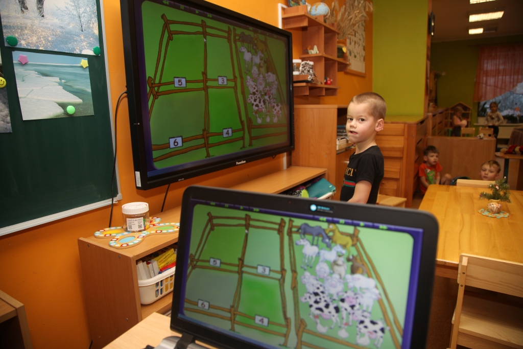 Kļuvis jau par ieradumu. Gulbenes 1. pirmsskolas izglītības iestādē atbilstoši 21.gadsimtam zinības vienlaikus gūst gan bērni, gan viņu skolotāji.
Autors: Gatis Bogdanovs