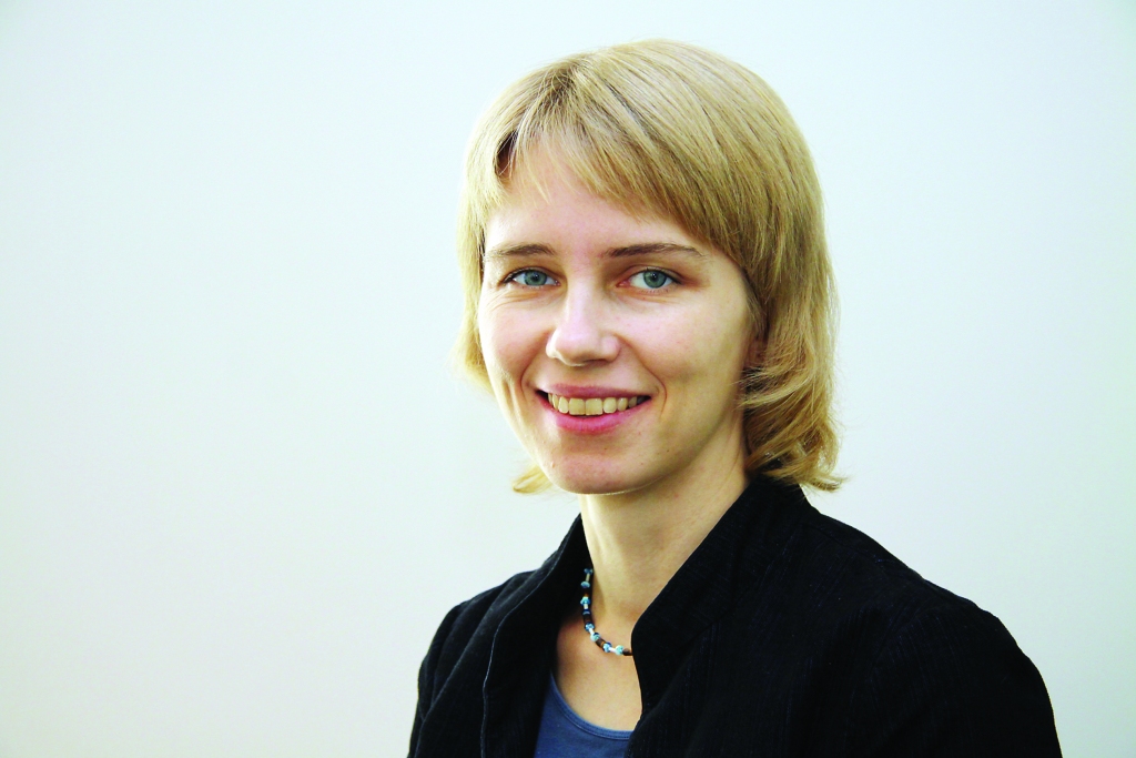 “Latvija viltus ziņu jomā ne ar ko neatpaliek no Lielbritānijas vai ASV. Ja tā būtu tikai šo valstu problēma, mēs par to nerunātu, bet mums pašiem ir savi “varoņi”,” saka Evita Puriņa.   
Autors: no “Zemgales Ziņu” arhīva