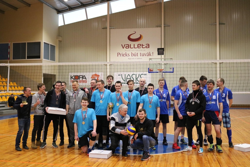 Autors: 1 ST PLACE (facebook.com)