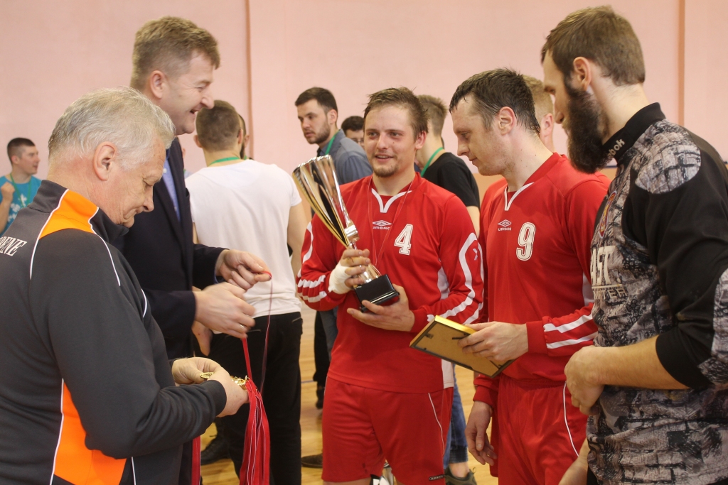 Pārliecinoši par Gulbenes novada telpu futbola čempioniem kļuva Rankas futbolisti – 11 spēlēs tikai viens neizšķirts! 	
Autors: Ziedonis Lazdiņš