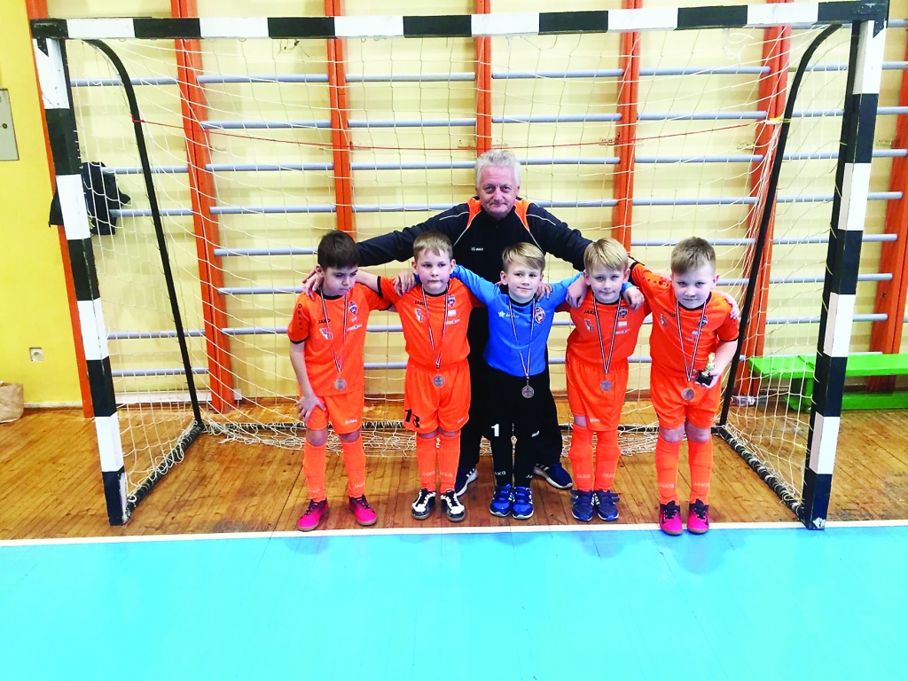 FB “Gulbene 2005” zēnu komanda pēc apbalvošanas. 
Autors: no turnīra arhīva