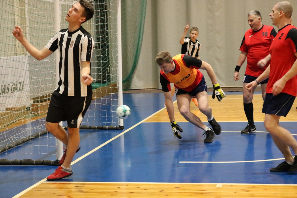 Vārtsarga loma komandā ir īpaši svarīga. Vārtus sargāt uzņēmās Andis Caunītis.
Autors: Valērija Olekša