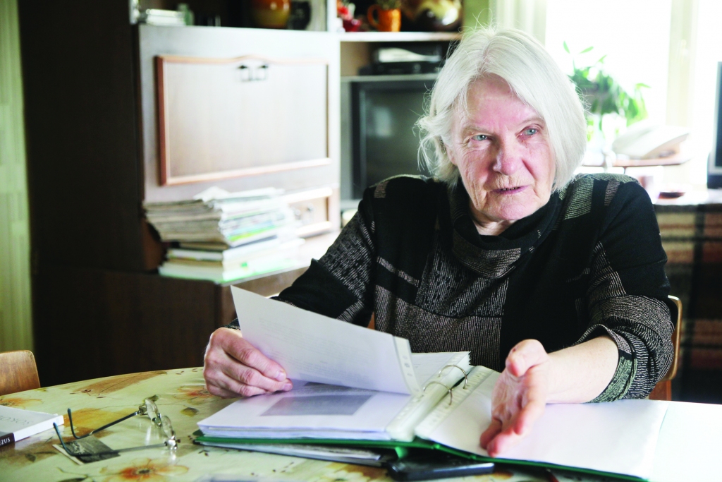 Aizkustinošas ir Rasmas Račko, tolaik esot mazas meitenes, atmiņas un sajūtas par Sibīriju.    
Autors: Gatis Bogdanovs