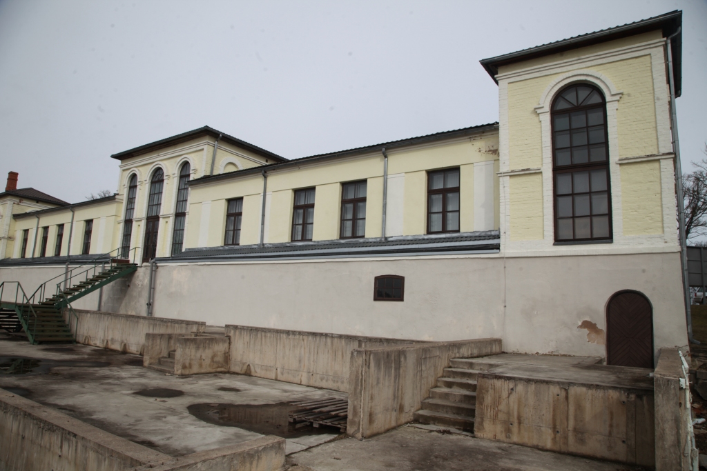 Atklāta kritika ir skārusi Gulbenes novada vēstures un mākslas muzeju. Deputāti apšauba visu: piešķirto finanšu apjomu, darbinieku skaitu, iestādes vadības stilu, muzeja atbilstību mūsdienu inovācijām. 	
Autors: Gatis Bogdanovs