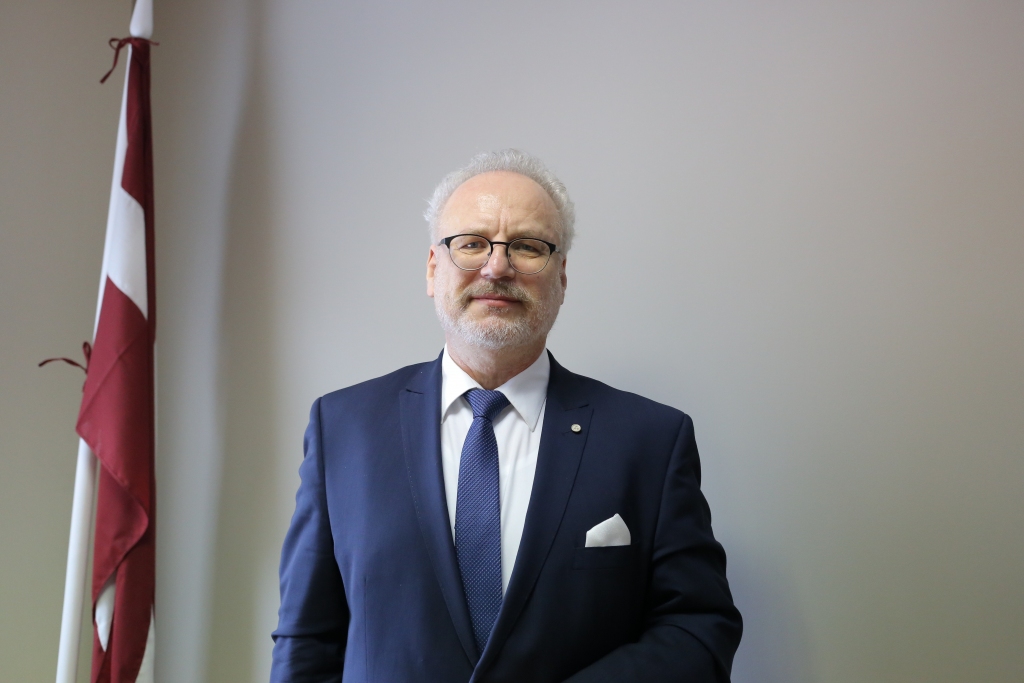 Eiropas Savienības Tiesas tiesnesim, “Gada Eiropas cilvēkam Latvijā 2018” Egilam Levitam ir savs redzējums par Latvijas attīstību. Vienlaikus viņš arī jūtas līdzatbildīgs par to, kas notiek.
Autors: SANTA SINKA