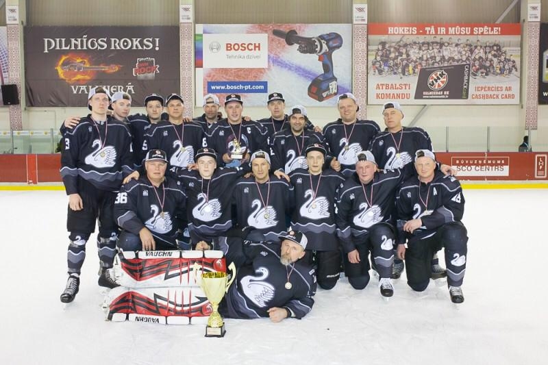 Vidzemes čempionātā hokejā “HK Gulbene/SCO” 3.līgā ir izcīnījusi 2.vietu.
Autors: no personiskā arhīva