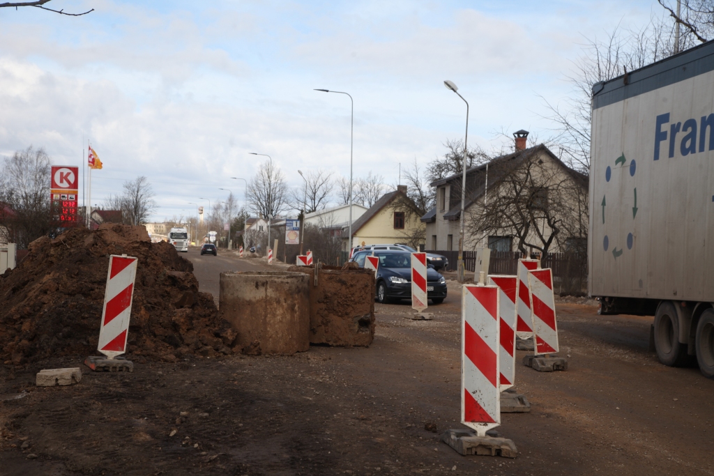 Autors: no Dzirksteles arhīva