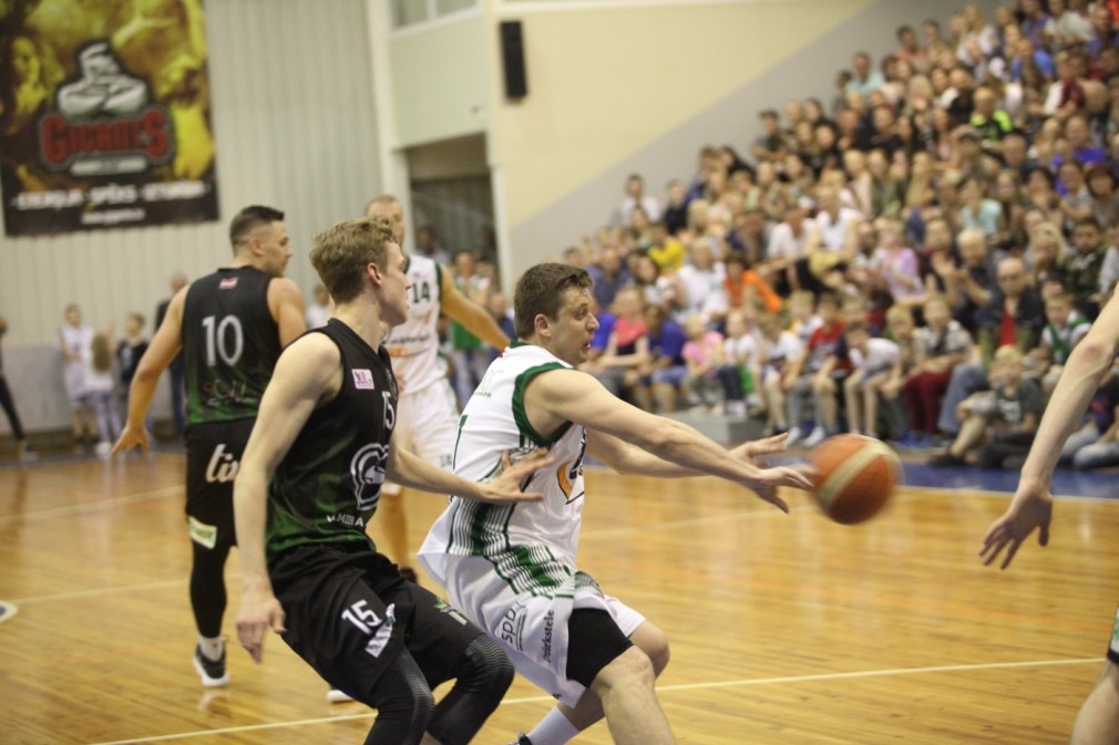 Gulbenes Buki - Raimonds Gabrāns.
Autors: no Dzirksteles arhīva