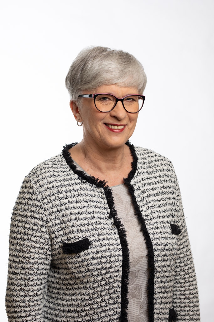 Eiroparlamenta deputāte Sandra Kalniete ir daudz darījusi ne tikai, lai palielinātu tiešmaksājumus mūsu valsts lauksaimniekiem, bet arī izpratnes veidošanā par Latvijas dzīvesziņu.
Autors: no “Jaunās Vienotības” arhīva