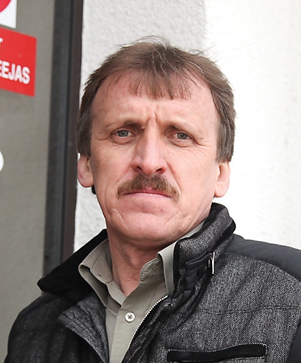 “Kad savas tehnikas vēl nebija, pagasts pirka ārpakalpojumu un par ekskavatoru samaksāja 8000 eiro.”
Ainārs Brezinskis
Autors: Gatis Bogdanovs