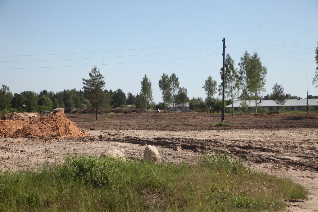 Šo vietu, kas ir aiz BMX trases, tagad pat grūti pazīt. Tā bija aizaugusi ar krūmiem, bet tagad tiek sakopta. 
Autors: Gatis Bogdanovs