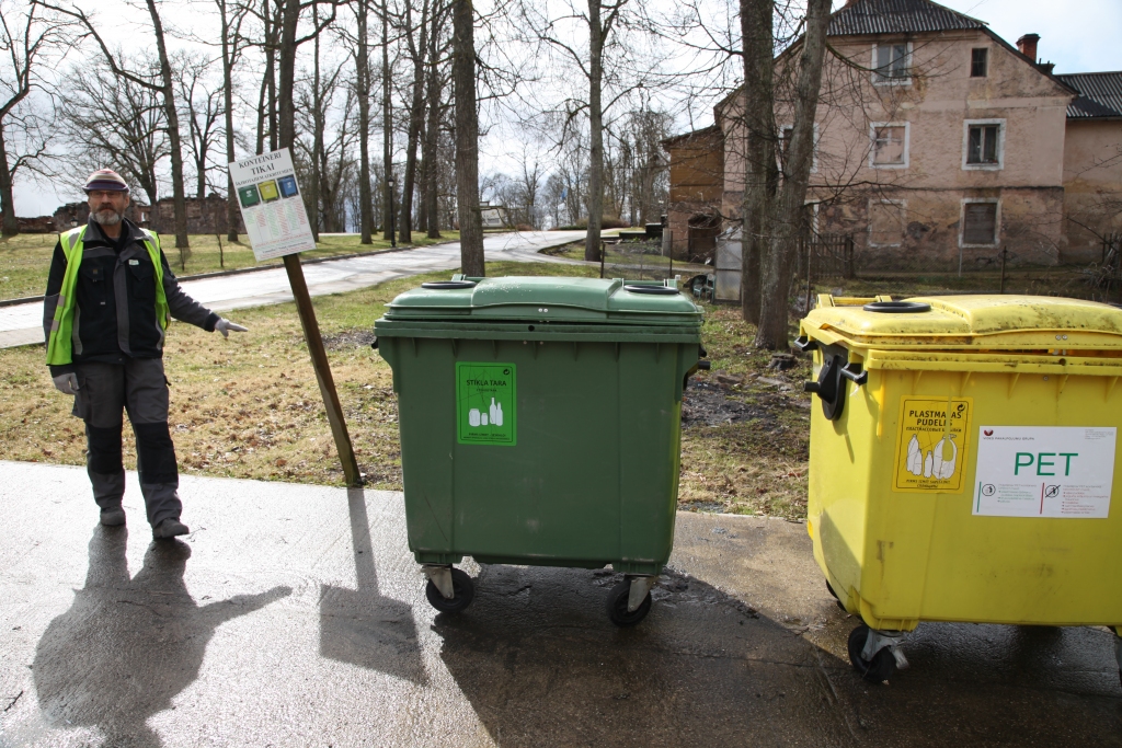 Autors: no “Dzirksteles” arhīva