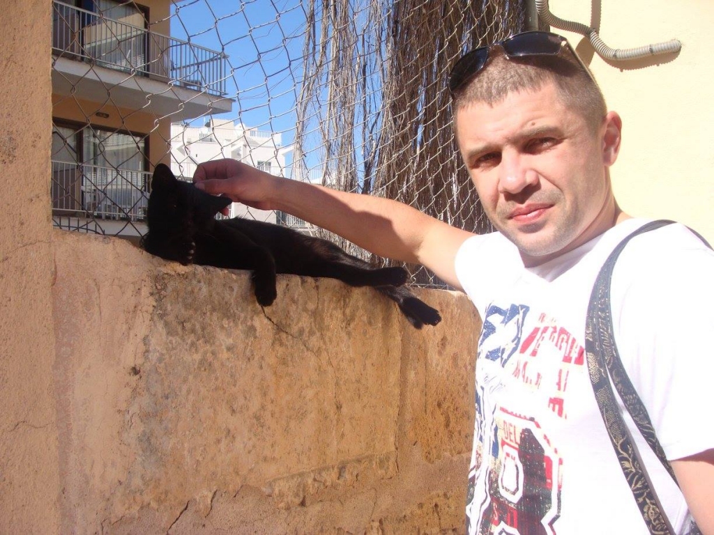 Visticamāk, Gulbenes novada teritorijā varētu būt pazudis Lietuvas pilsonis Andrejus Matusovas - tā sarunā ar ”Dzirksteli” pieļāva Valsts policijas Balvu iecirknī. Būs pagājusi gandrīz nedēļa pēc vīrieša pazušanas, bet pagaidām jaunumu nav. 
Autors: no meklējamā vīrieša profila sociālajos tīklos