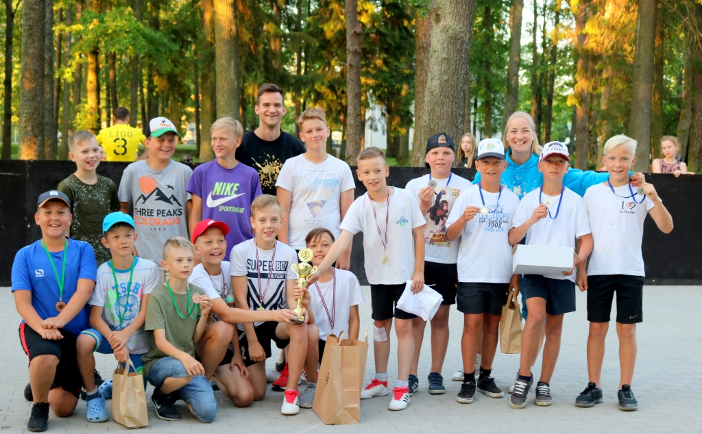 Autors: no turnīra arhīva