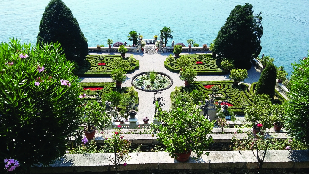 Tikai no augšējās platformas redzams, cik fantastisks izskatās dārzs lejā. 
Autors: Pārsla Konrāde