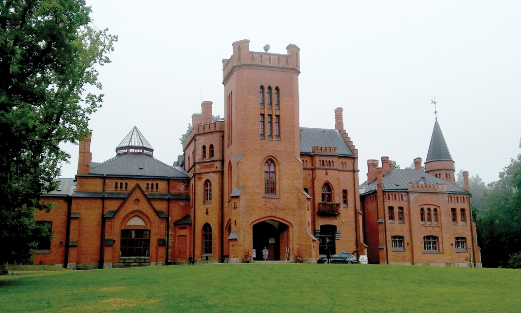 Sangastes pils ir līdzīga Vindzoras pilij Anglijā.
Autors: Pārsla Konrāde