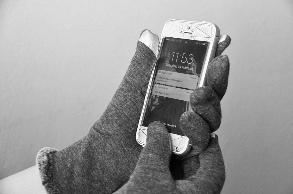 Izmanto iespējas! Mobilā telefona lietotnes ne tikai fiksē dažādus ar veselības stāvokli saistītus rezultātus, bet arī veido piezīmes un statistiku. Tas nozīmē, ka pacientam vizītes laikā nav nepieciešams mēģināt atcerēties noteiktus datus, tos ērti paskatīties viedtālrunī.
Autors: DAINIS ĢELZIS