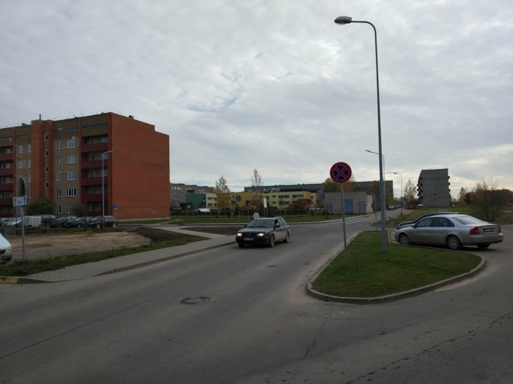 Autors: no Dzirksteles arhīva