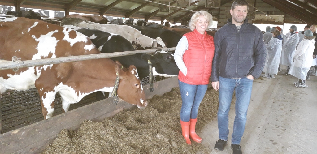 Agnese un Jānis Jēgeri saimnieko pārdomāti, turklāt cenšas ieviest jaunākās tehnoloģijas. Slaucamo govju demonstrējumi palīdzēs uzlabot piena ieguves efektivitāti. 	
Autors: Mārīte Dzene