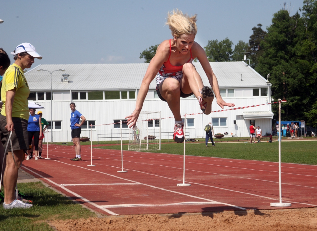 Autors: no “Dzirksteles” arhīva