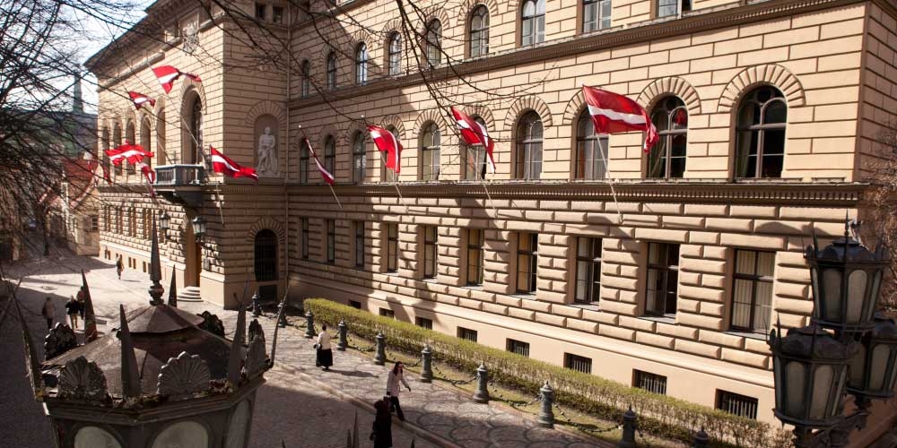 Autors: www.saeima.lv