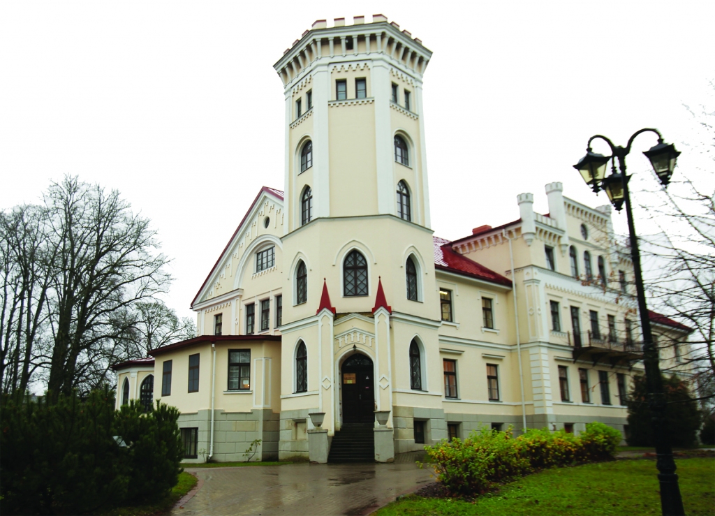 Vietējie lepojas ar savu Lizuma pili. Un ir jau arī ar ko lepoties! Tās skaistums un staltums priecē arī Lizuma pagasta viesus. 
Autors: Gatis Bogdanovs