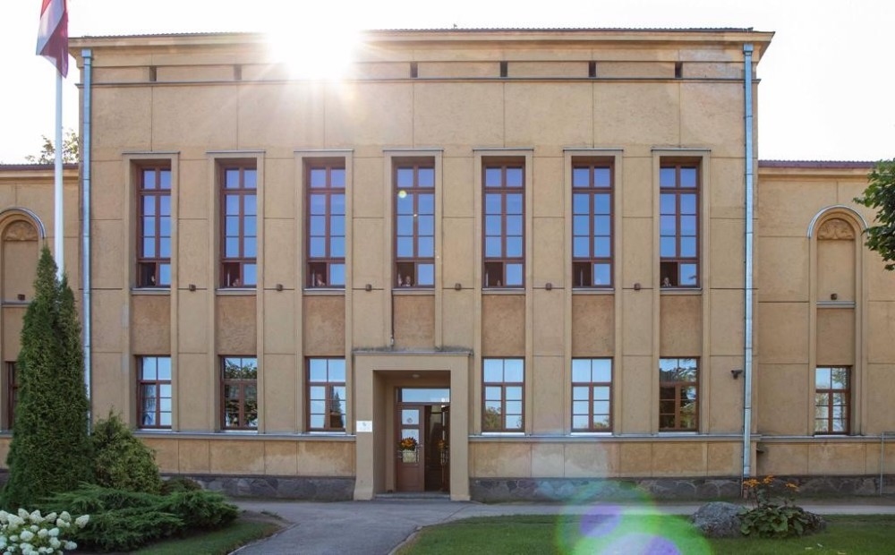 Aluksniesiem.lv raksta attēla aizvietotājs