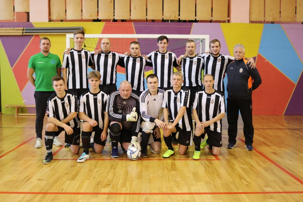 Gulbenes komanda pirms spēles ar rēzekniešiem.
Autors: no privāta arhīva