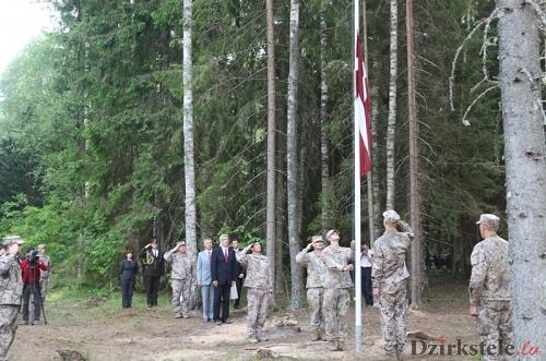 Autors: no Dzirksteles arhīva