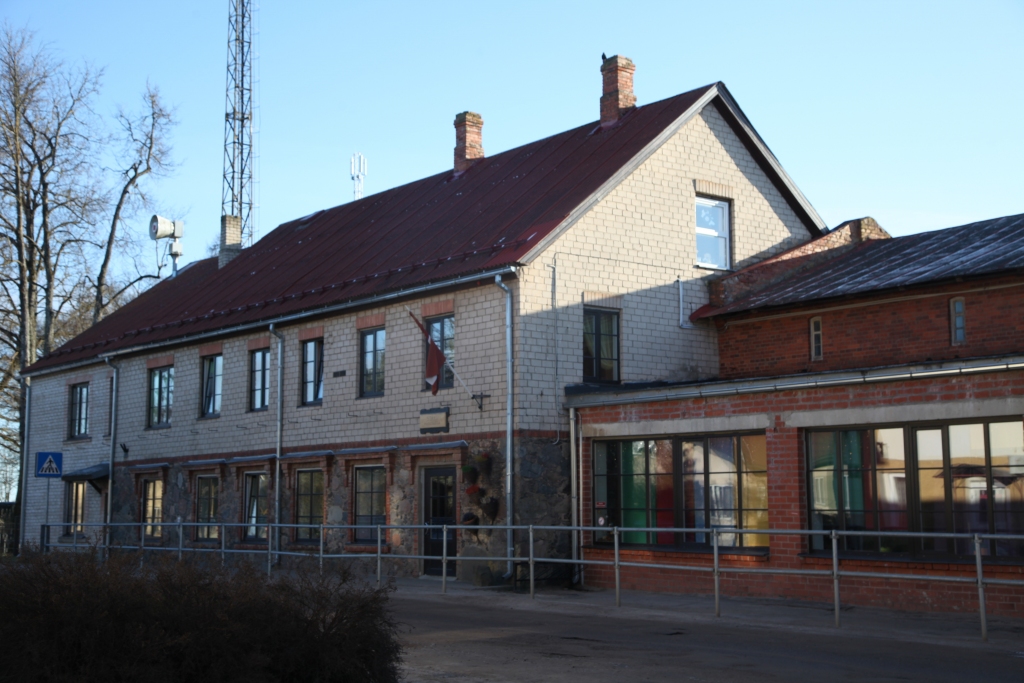 Vai ir īstais brīdis apstiprināt Stāķu pamatskolas attīstības plānu turpmākajiem trim gadiem? Lizuma vidusskola arī bijusi sagatavojusi tādu plānu, kas nav apstiprināts – atgādina deputāts Anatolijs Savickis. 
Autors: Gatis Bogdanovs