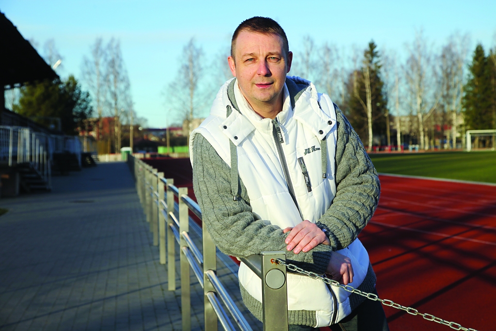 Par Raiti Garo gribas teikt – saulains piedzīvojumu meklētājs jaunībā. Tagad viņš vairs tāds nav. Ir mainījusies attieksme pret sevi, pret apkārtējiem, pret dzīvi kopumā. No sabiedriski aktīva kļuvis par vientuļnieku, jaunus dzīves plānus vairs nekaļ, kaut gan iekšēji saprot, ka vajag. Pats atzīst, ka laiks rādīs, kā būs.   	
Autors: Gatis Bogdanovs