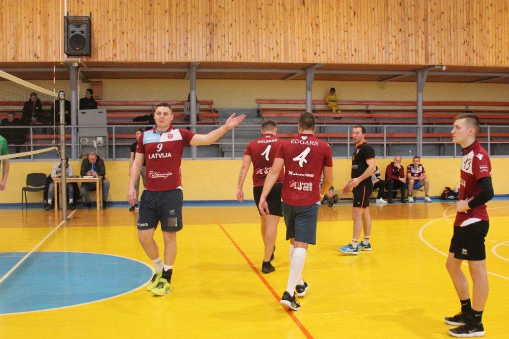 Autors: no turnīra arhīva