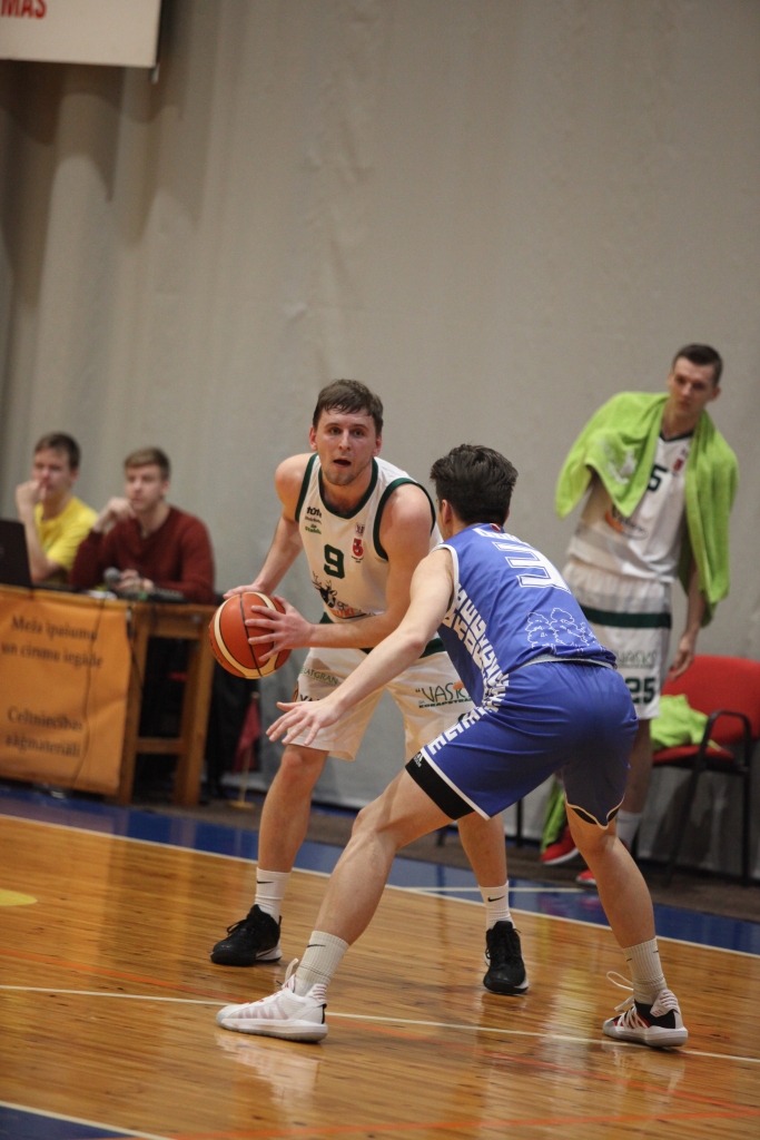 Naura Rikveiļa kontā spēlē pret “BS Ogre” - 13 punkti un 3 rezultatīvas piespēles.    
Autors: Gatis Bogdanovs