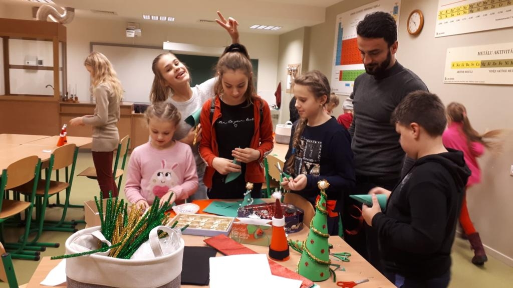 Piecu mēnešu laikā brīvprātīgais Georgijs no Gruzijas iepazinis Latvijas jauniešus un mācību procesu Gulbenes novada valsts ģimnāzijā. 	
Autors: no personiskā arhīva