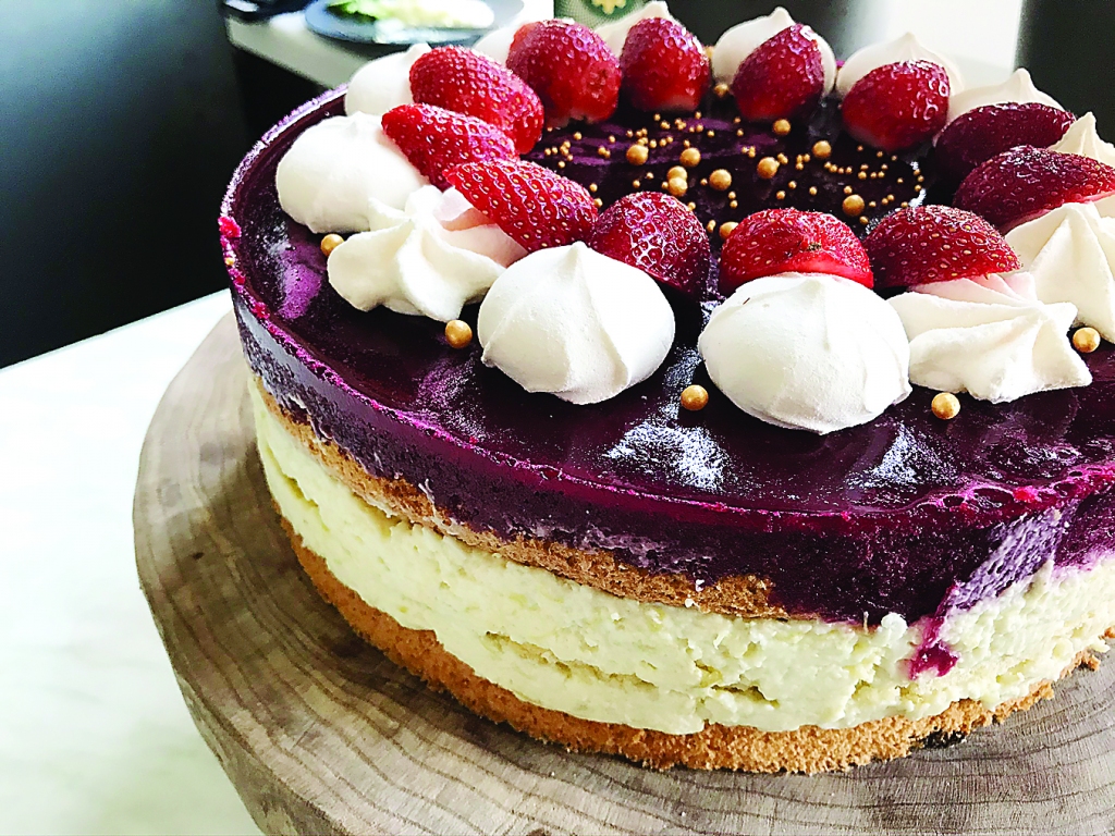 Torte ar rabarberu krēmu
Autors: ANCE ANDRĒJEVA-EMPELE