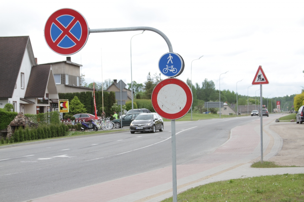 Autors: no “Dzirksteles” arhīva