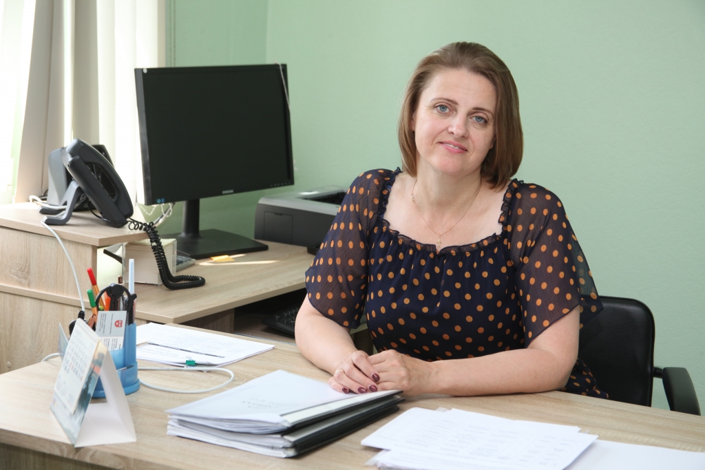 Laikus apzināt izglītotu speciālistu trūkumu! Ar tādu mērķi plānots maksāt stipendijas studentiem no pašvaldības budžeta. Pirmkārt, runa ir par  nodrošinājumu ar skolotājiem. Šī ideja pieder Edītes Kanaviņas vadītajai Izglītības pārvaldei. 	
Autors: Gatis Bogdanovs