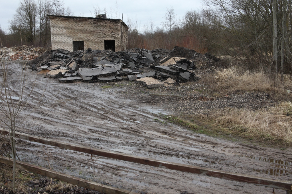 Šobrīd Rēzeknes ielā 13b atrodas kompostēšanas laukums, kuru apsaimnieko labiekārtošanas iestāde. 
Autors: Gatis Bogdanovs