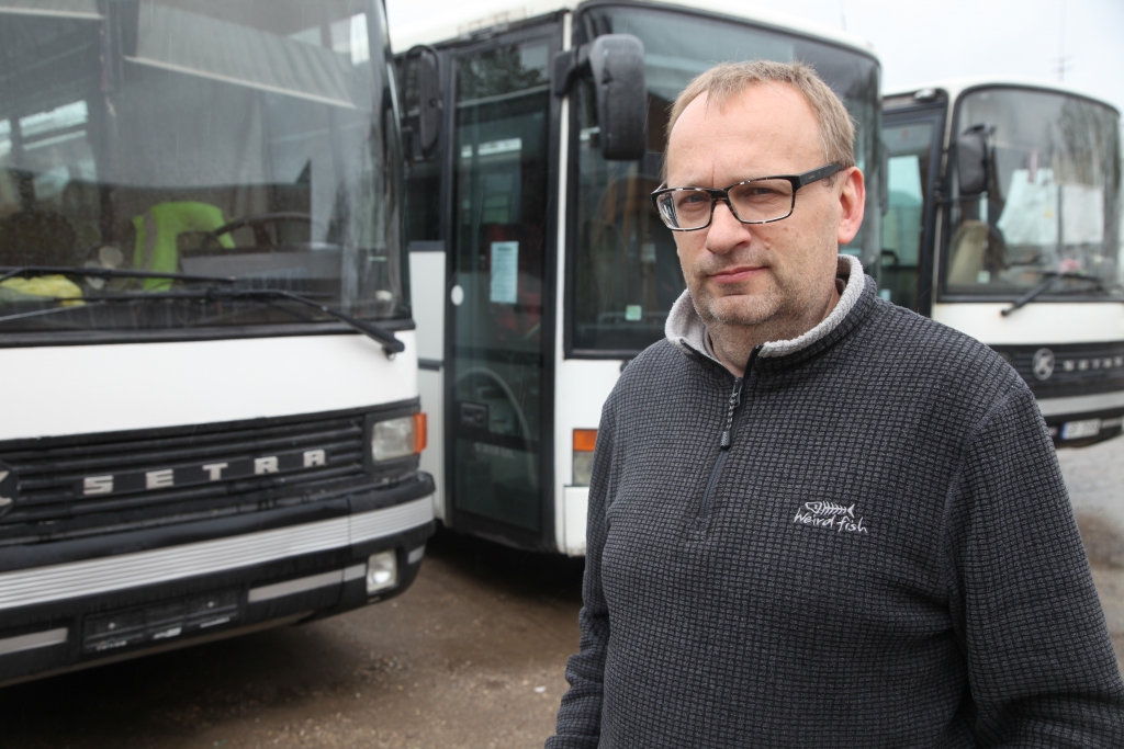 ”Lotē, uz kuru startējam konkursā, nav iekļauti pārvadājumi tālsatiksmes maršrutos.”
Gundars Kristapsons
Autors: no “Dzirksteles” arhīva