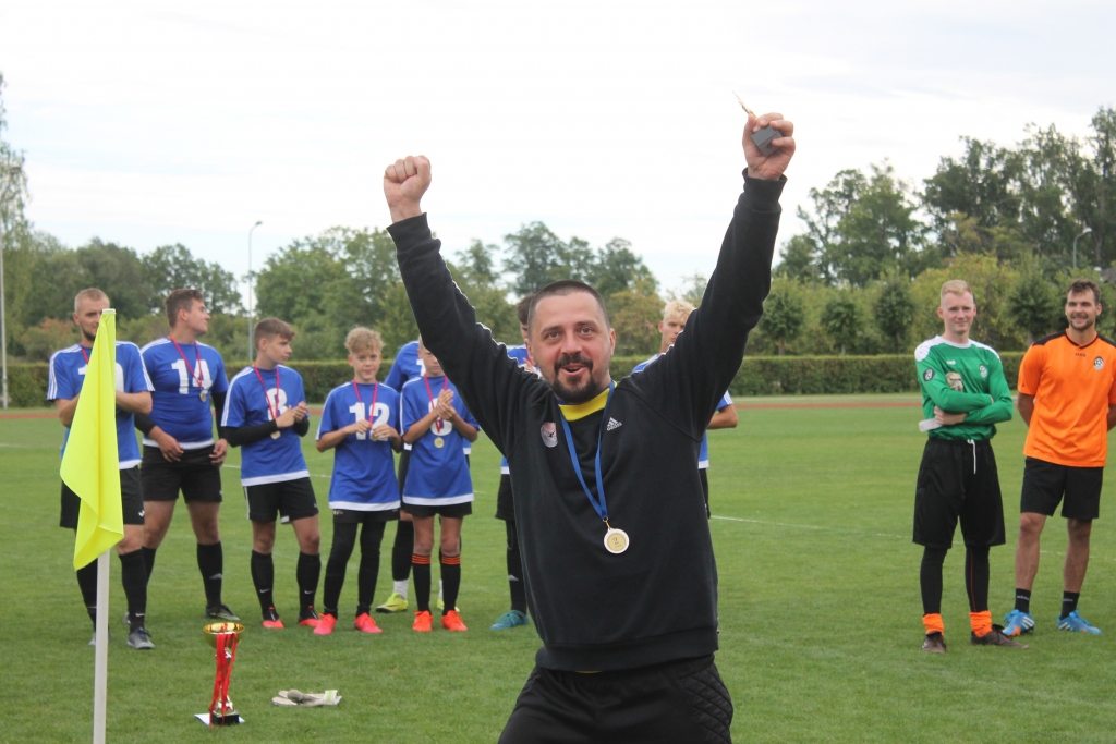 Autors: no turnīra arhīva