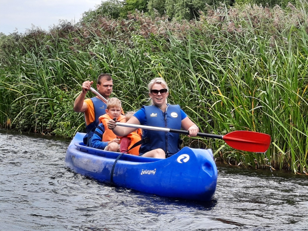 Kopā visa ģimene! Tās ir īpašas brīvdienas, kas pavadītas kopā ar ģimeni, kad varam būt nesteidzīgi un laiku veltīt viens otram. Tā uzskata cesvainieši.	
Autors: Inese Indzere
